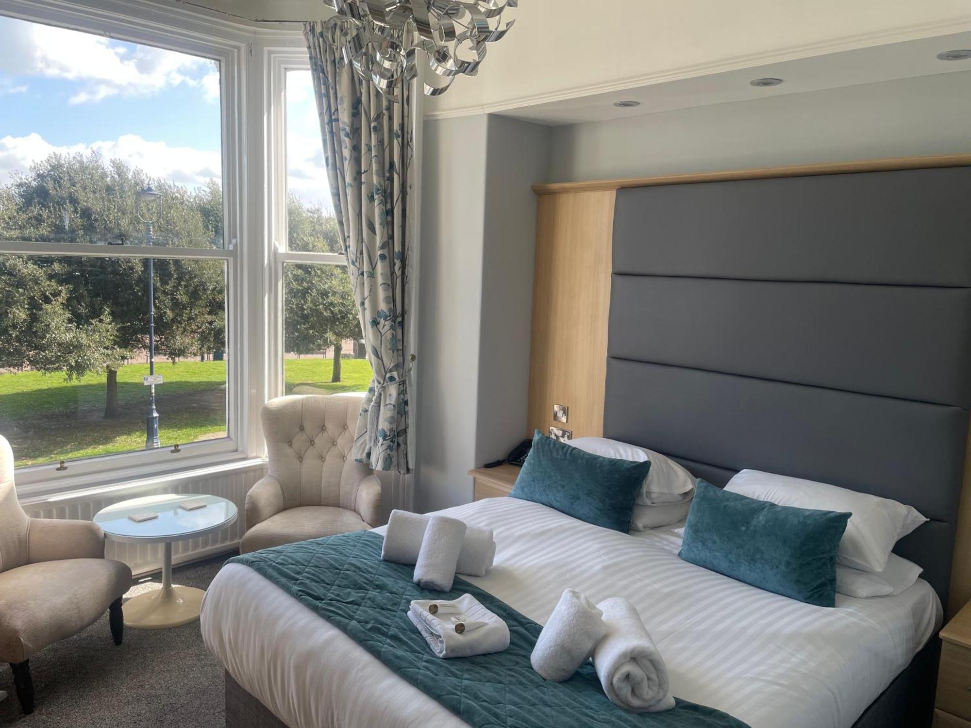 The Wildings Hotel & Tudno'S Restaurant Llandudno Eksteriør bilde